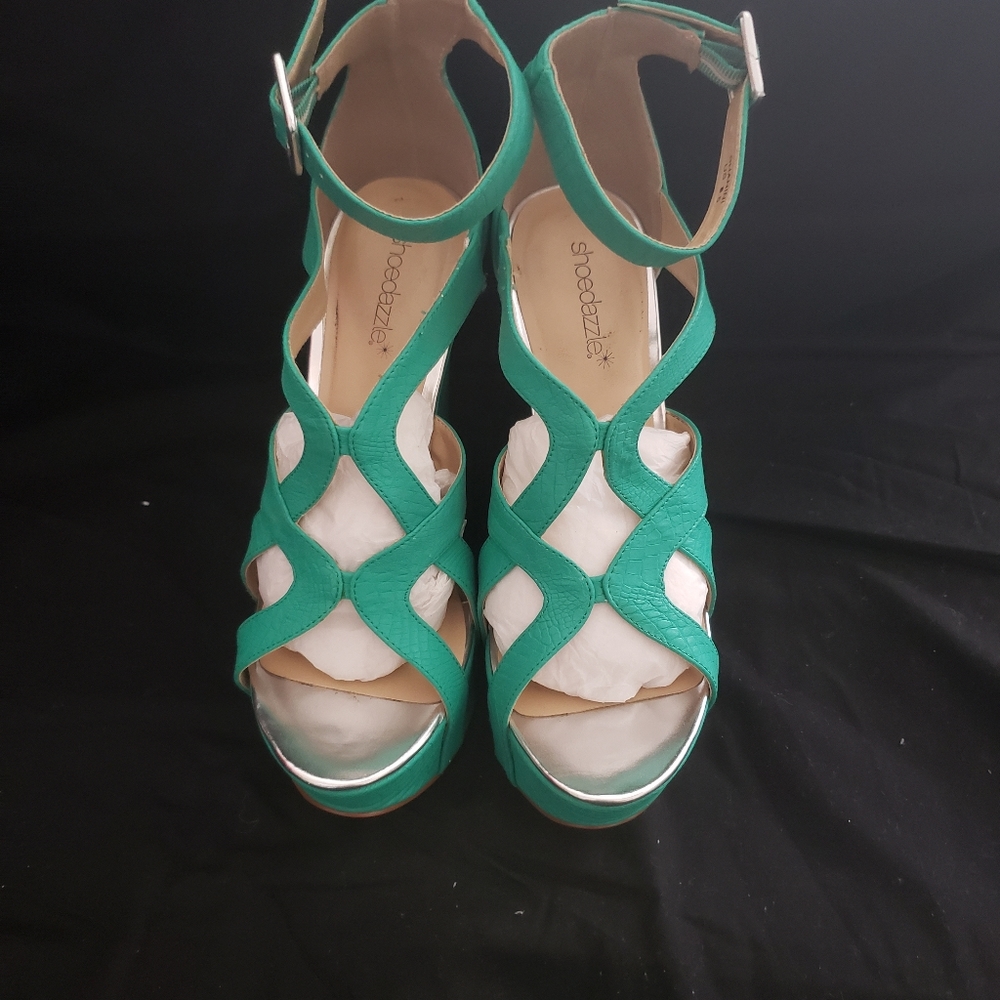 Sandals - Picture 4 of 4